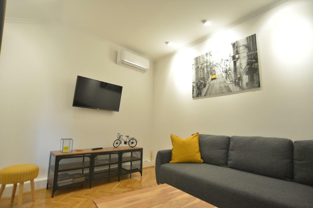Apartman Lena Ðakovo エクステリア 写真